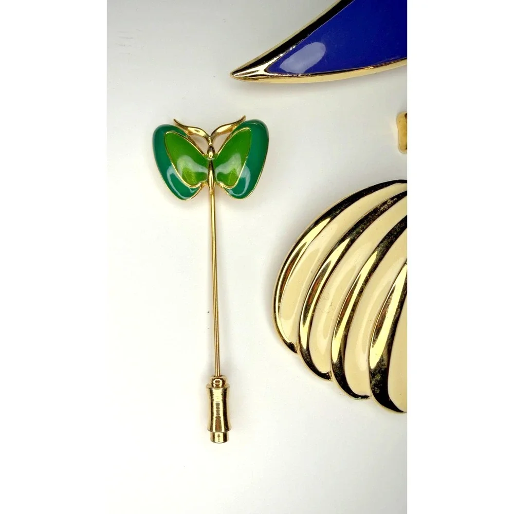 Vintage Leaf Brooch Lot Gold Tone Enamel Rhinestone Pins Blue Pink Green 4pc